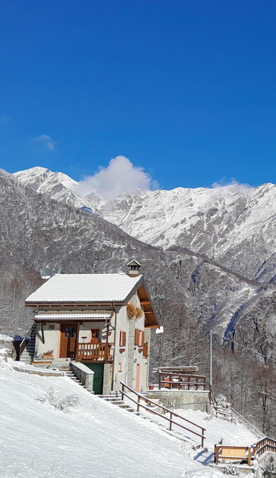 Casa All'Alpe Gaggetto B & B Anzino المظهر الخارجي الصورة